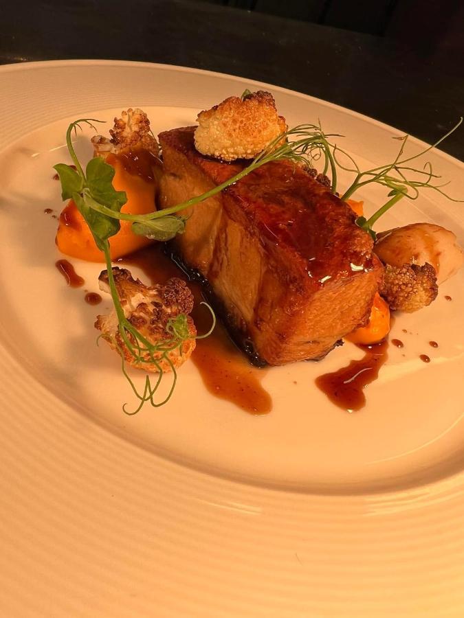 ホテル The Beresford Arms モーペス エクステリア 写真