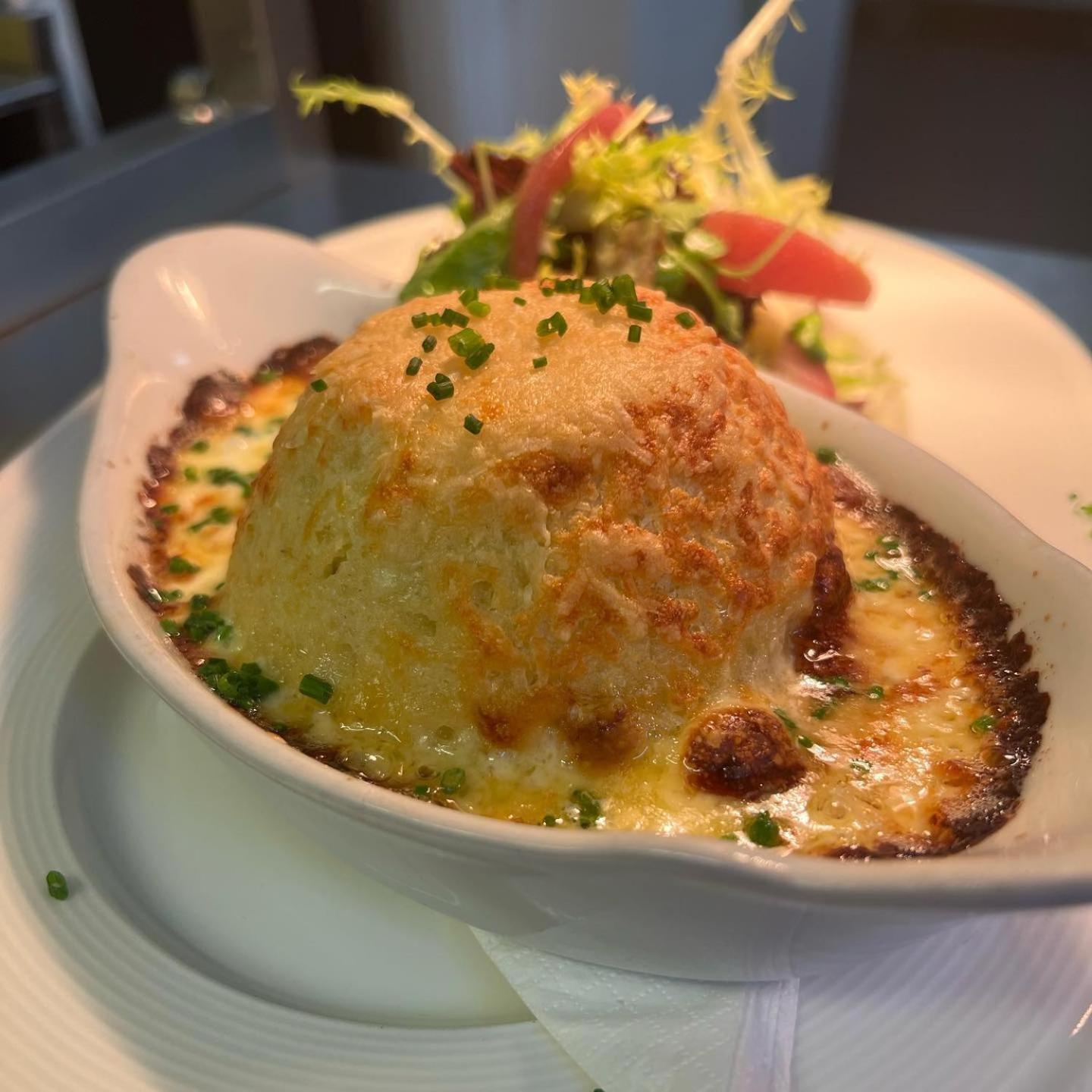ホテル The Beresford Arms モーペス エクステリア 写真