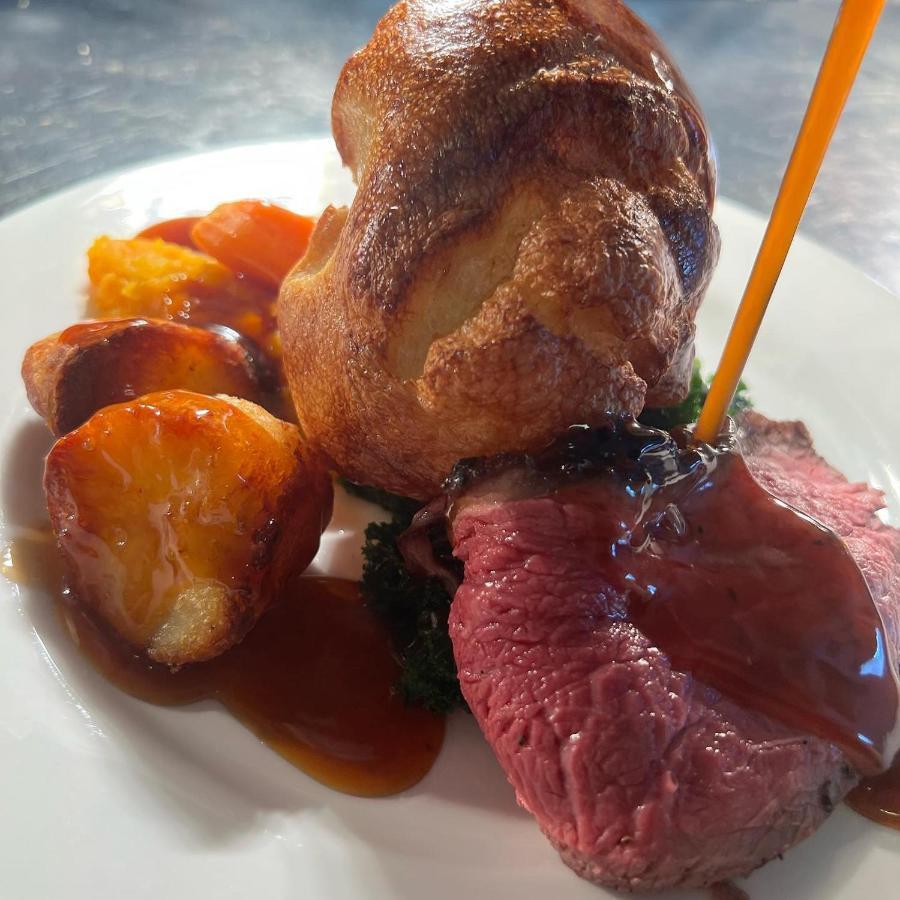 ホテル The Beresford Arms モーペス エクステリア 写真