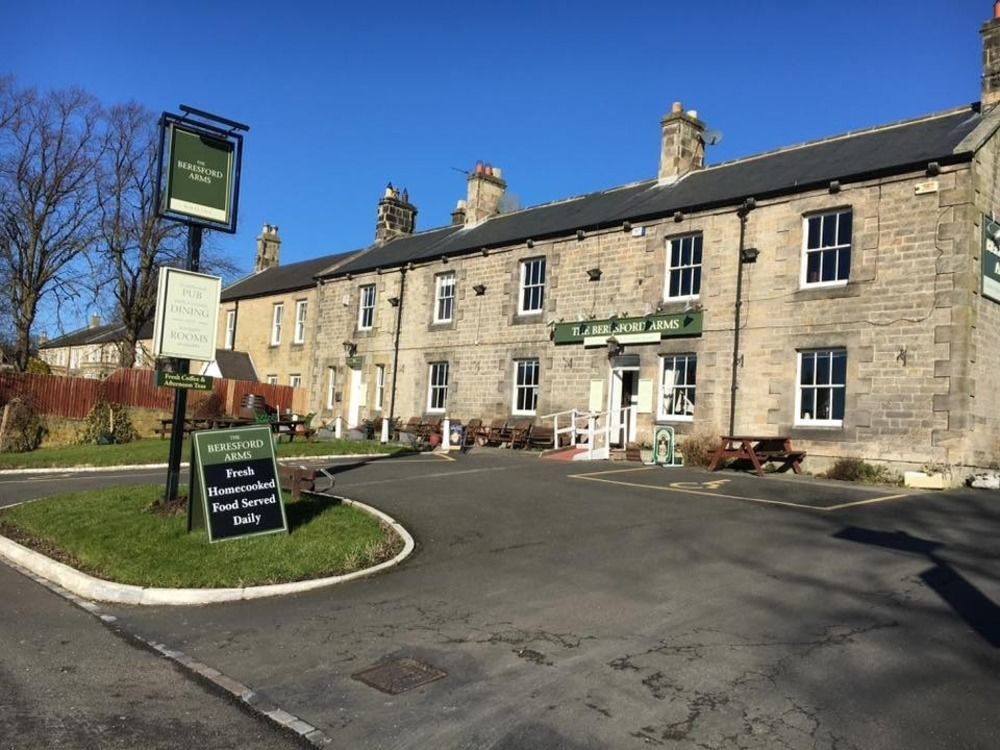 ホテル The Beresford Arms モーペス エクステリア 写真